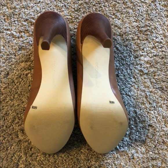 BCBG caramel heels *never worn - Picture 3 of 3